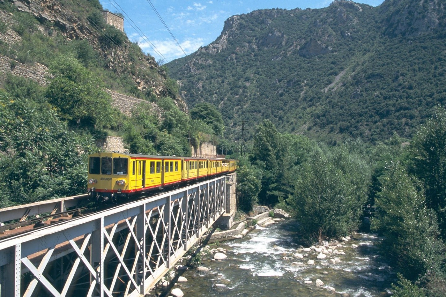 Trainjaune_villefranche_de_conflent