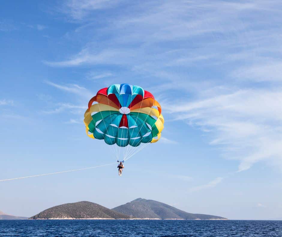 activités-argeles-aquatique-parachute