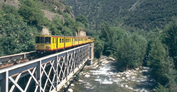 Trainjaune_villefranche_de_conflent